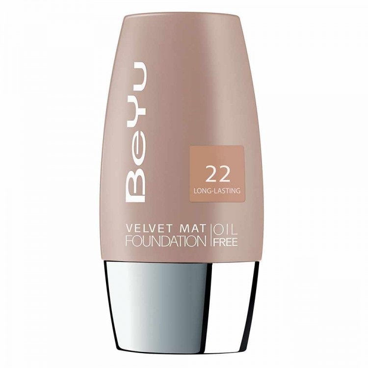 16-Velvet-Mat-Foundation-22-750x750-1.jpg